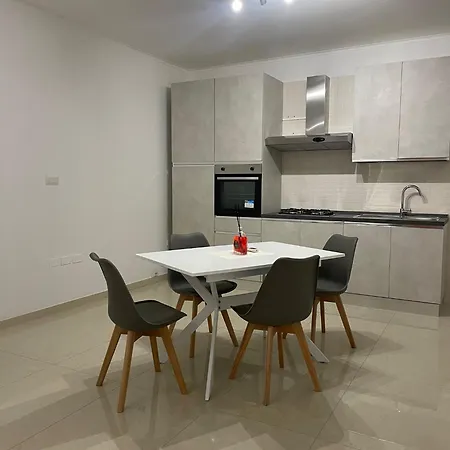 Casabella شقة مانفريدونيا