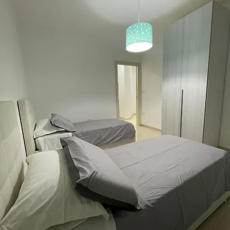 Casabella مانفريدونيا